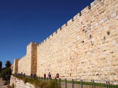 Wall israel holy city