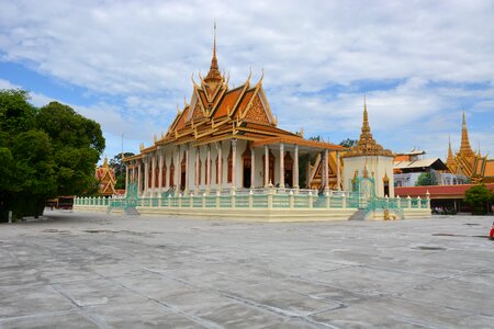 Pnom penh palace king