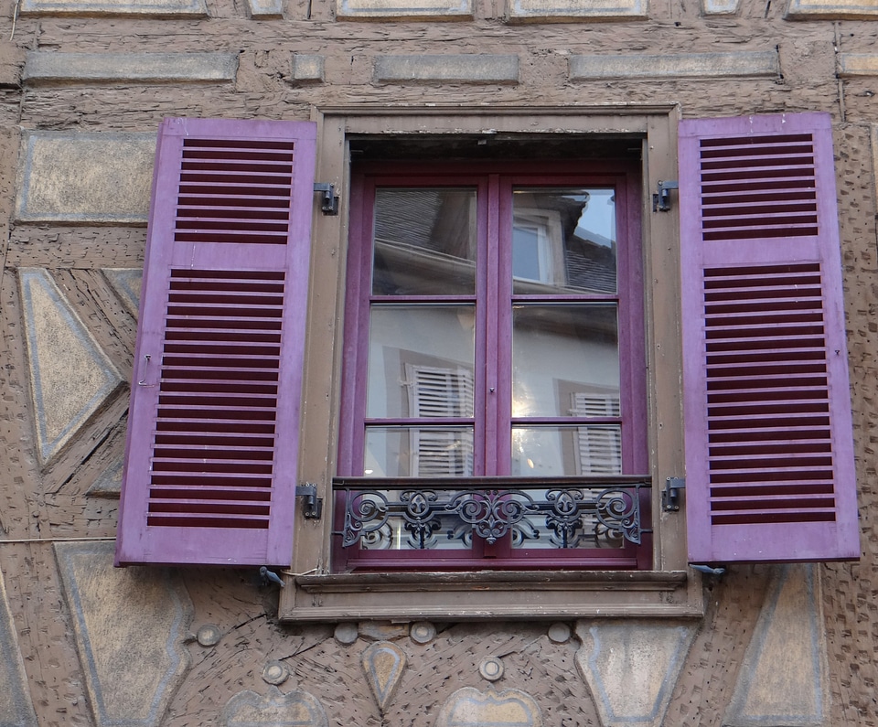 Mirroring historic center historically