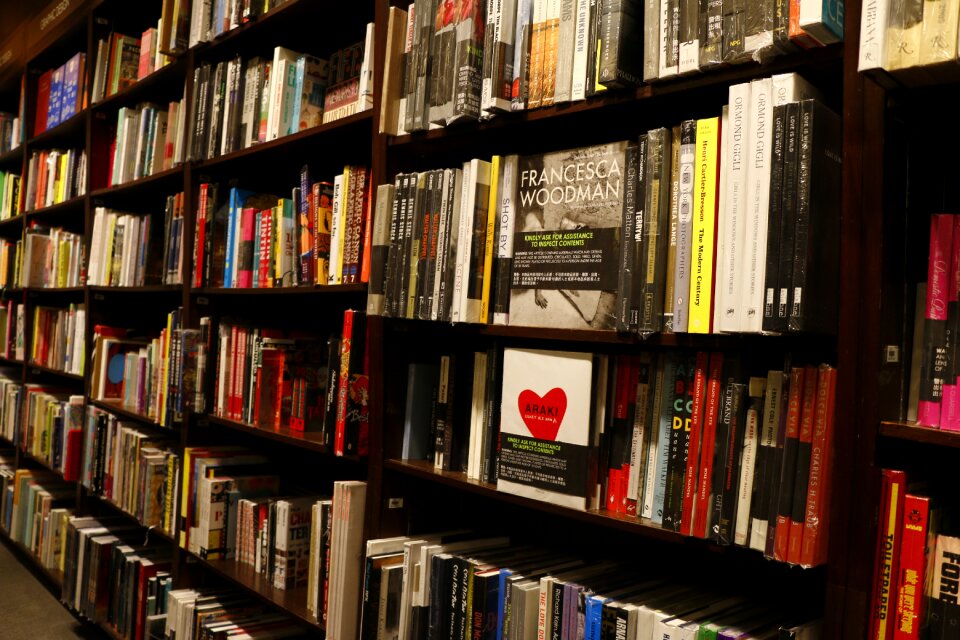 Hong kong library bookshelf