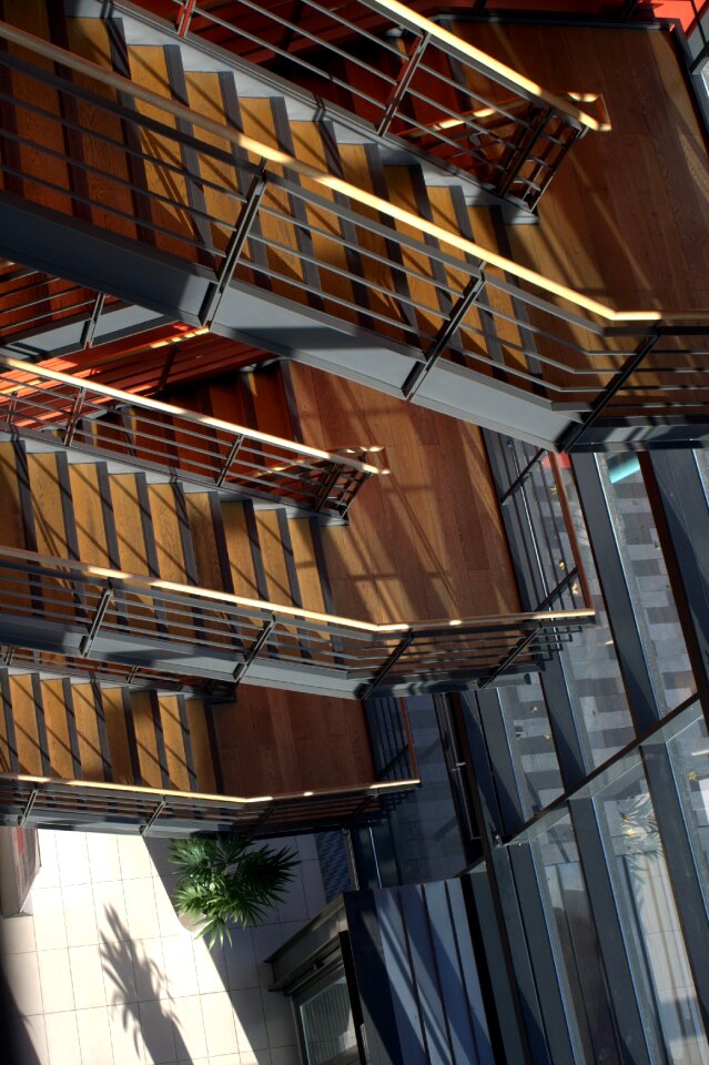 Design interior stairway