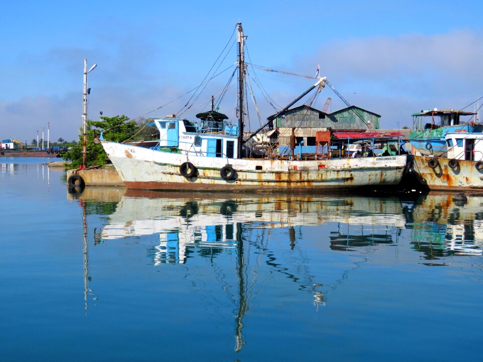 Haven water reflection