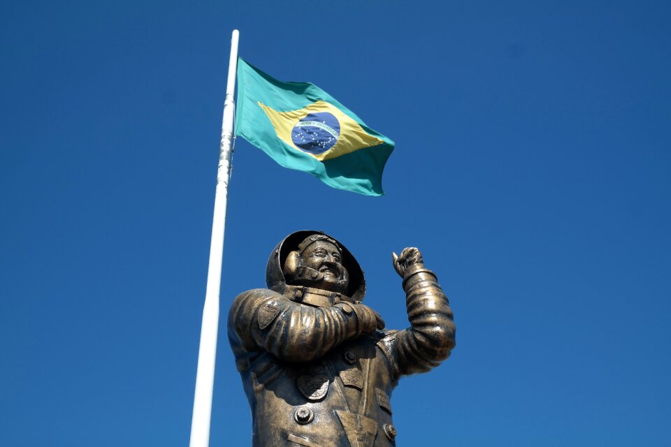 Statue brazil bauru