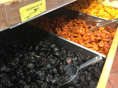 Shopping farmers market