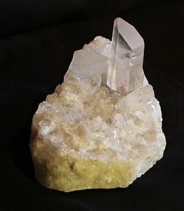 Quartz pure quartz mineral photo