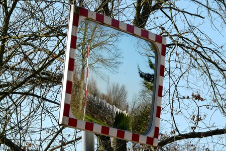 Artfully mirroring reflection photo