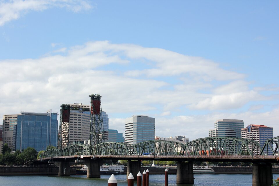 Hawthorne bridge landscape steel