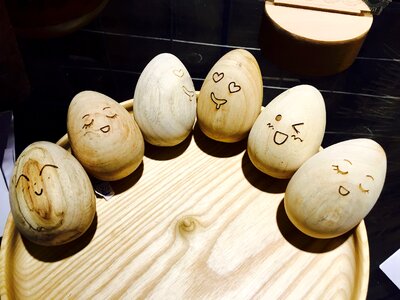 Small fresh expression wood