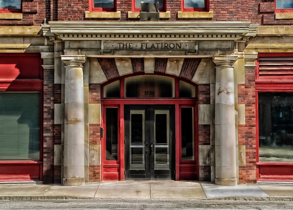 Lodging facade doors