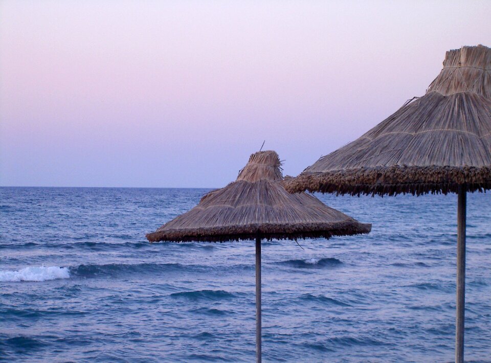 Parasol straw screen crete