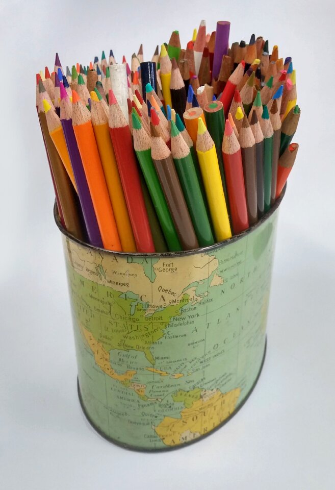 Pencil holder colour