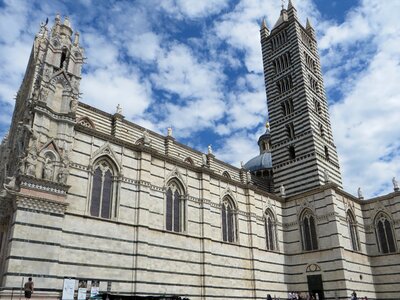 Cathedral notre-dame-de - l'assomption duomo photo