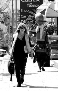 Road women difference