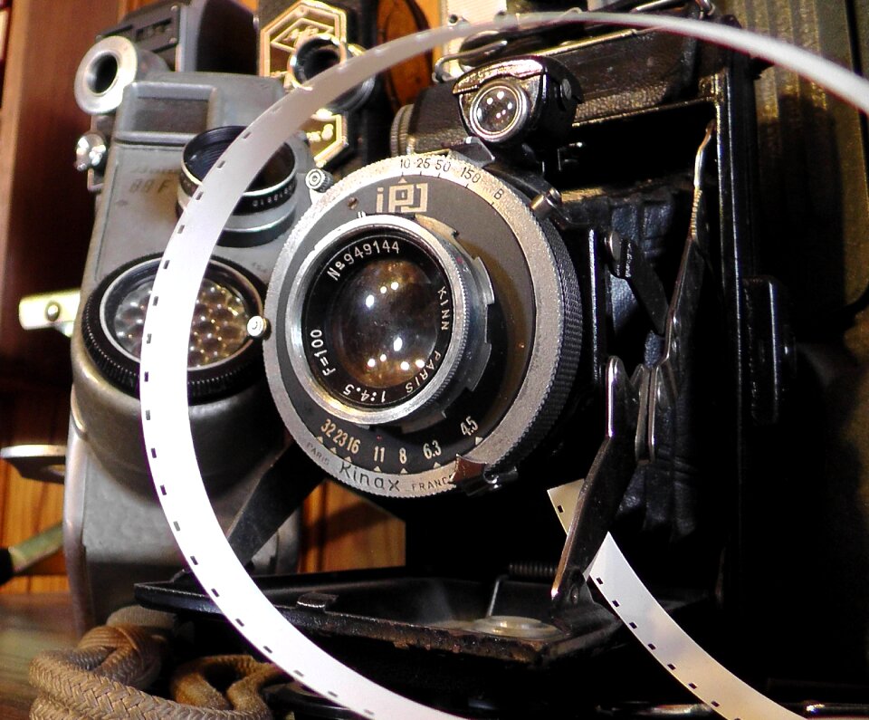 Device picture bellows