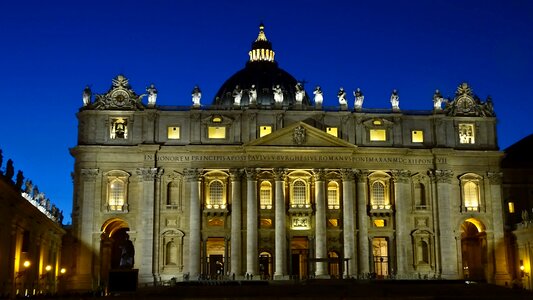 Building st peter's basilica christianity photo