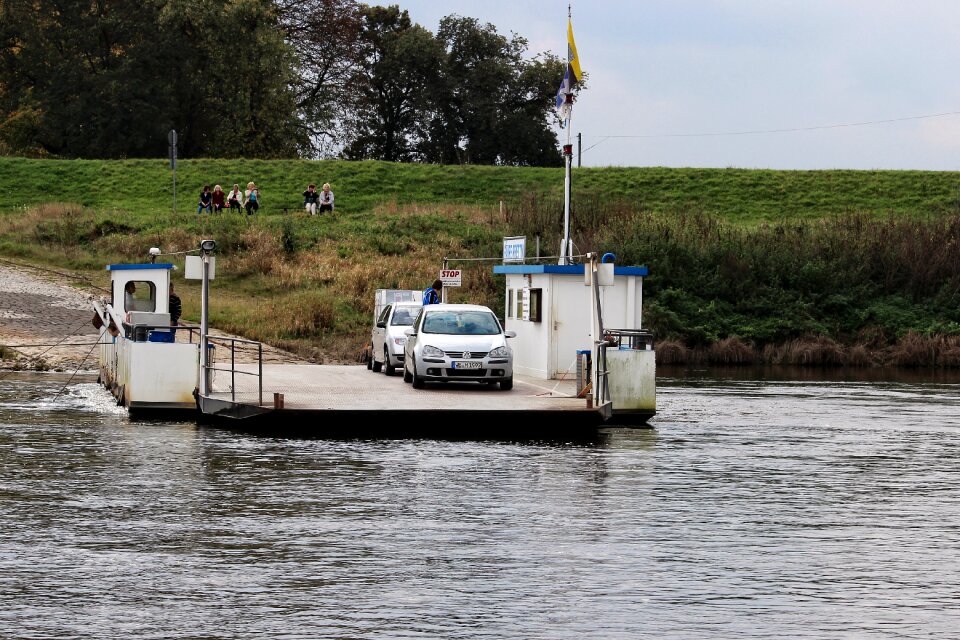 Elbe elbe ferry prettin