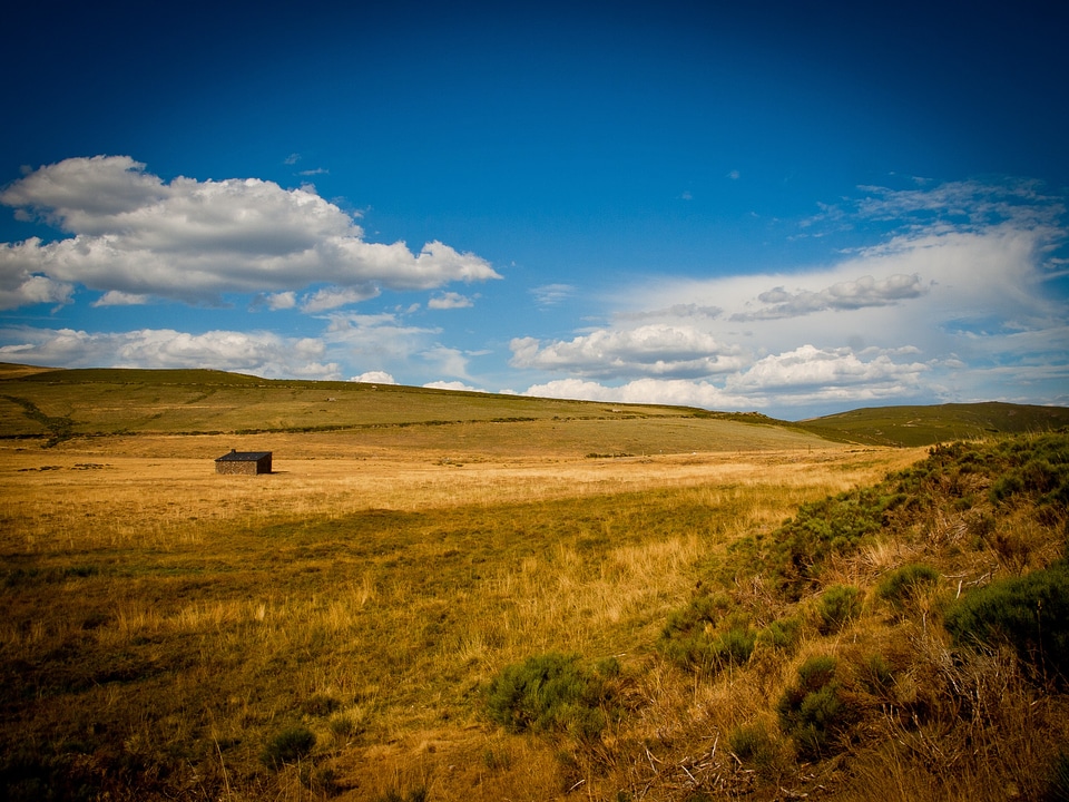 Plains landscape cabin