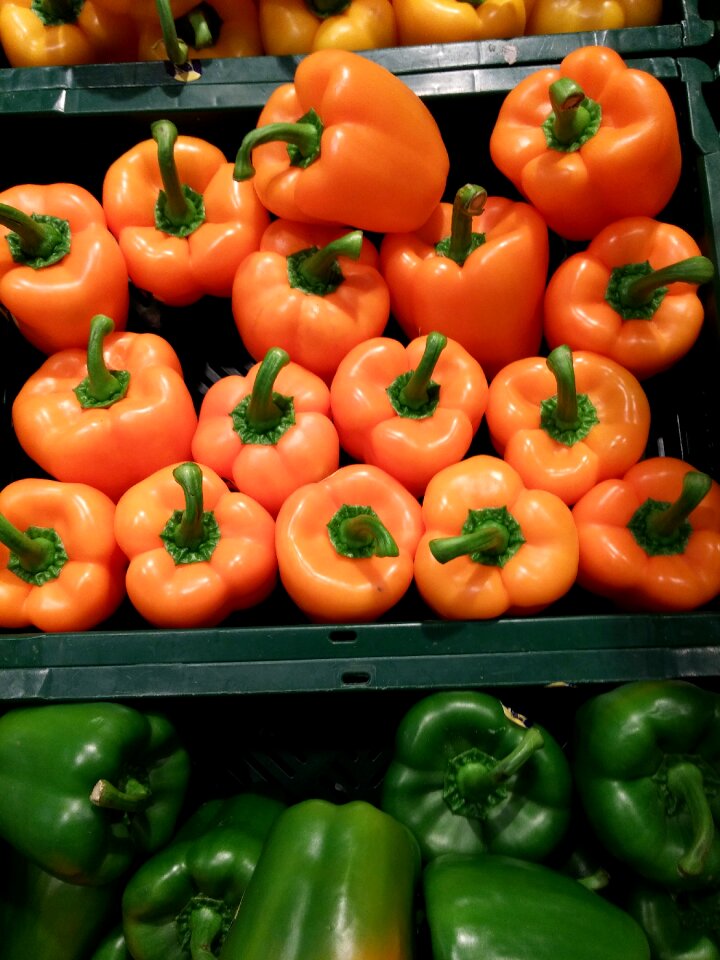 Green yellow food