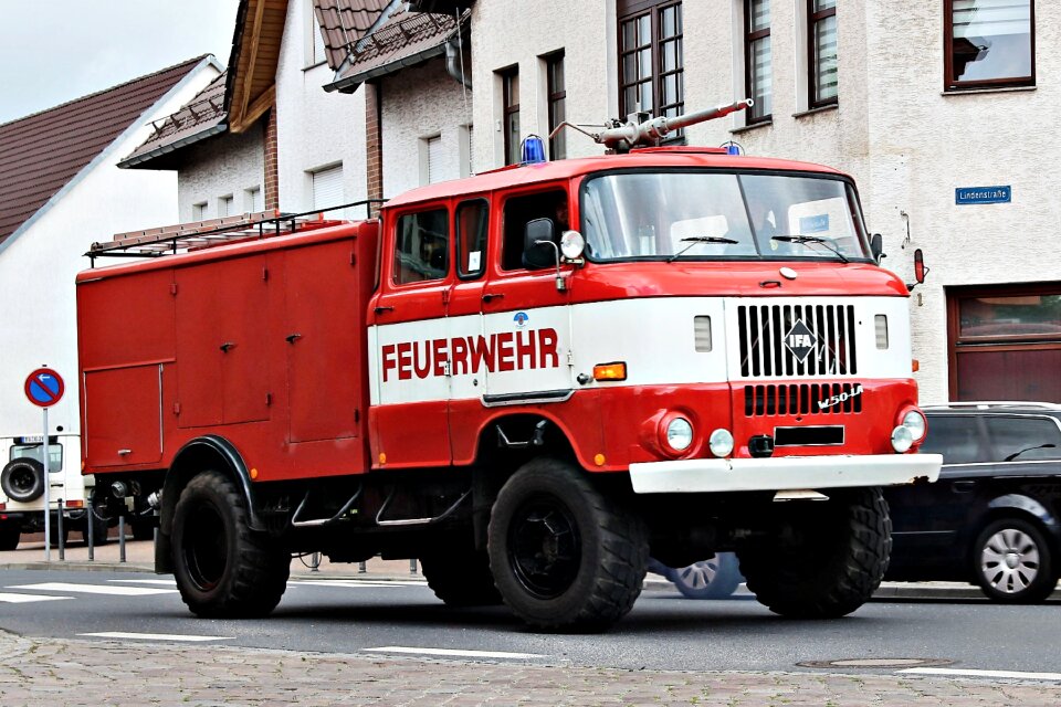 Vehicles historically prettin