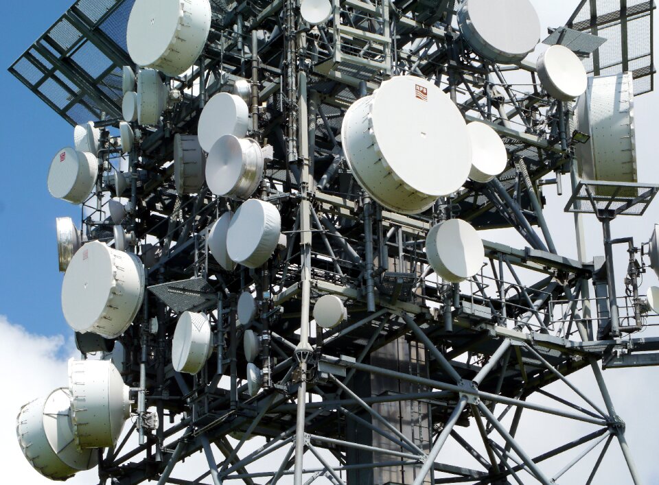 Bowls radio radio relay