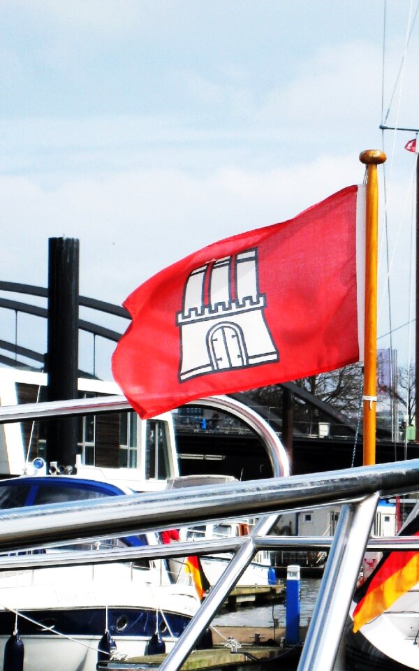 Hamburgisch flag of hamburg schifsbug