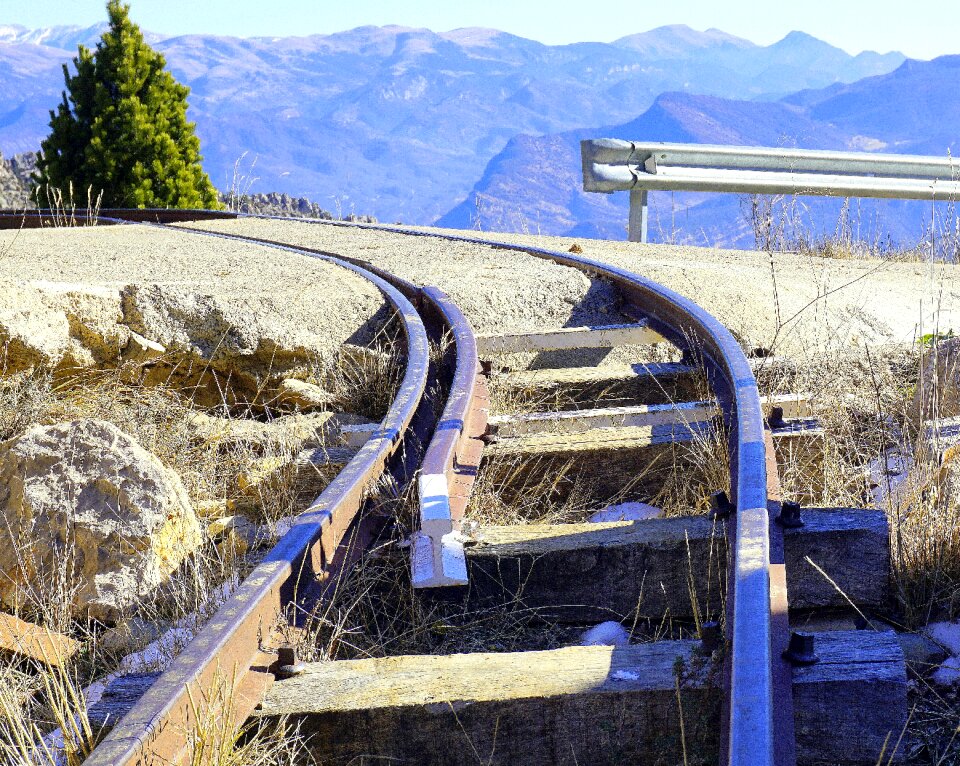 Train tracks steel transport