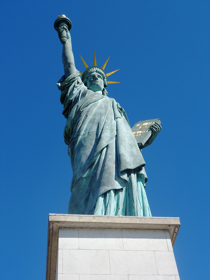 Monument sky heritage