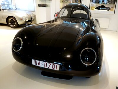 Museum tentatively venture oldtimer