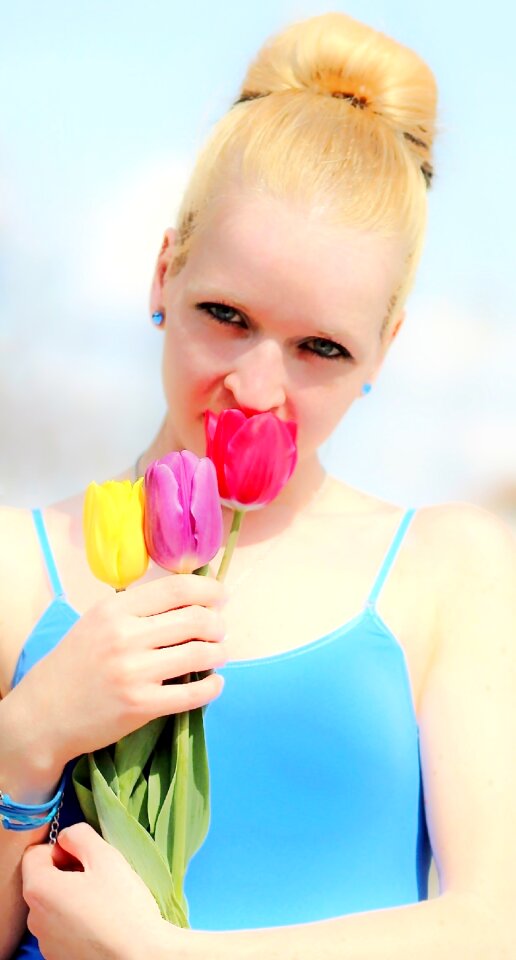 Women's flowers smell