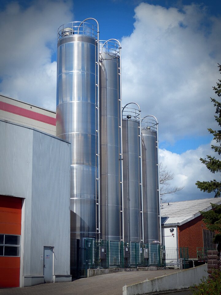 Storage stainless steel cylinder