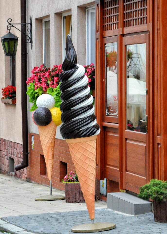 Soft ice cream sorbet ice balls