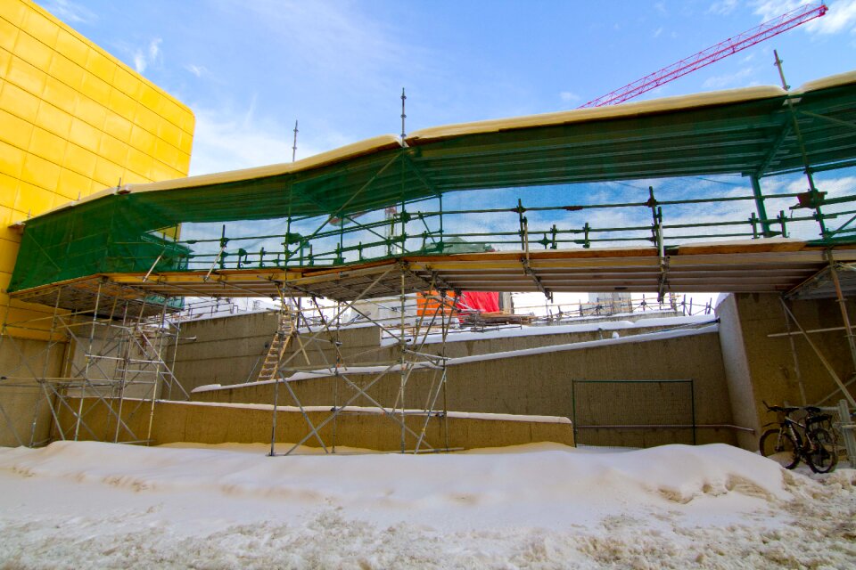 Construction scaffolding platform