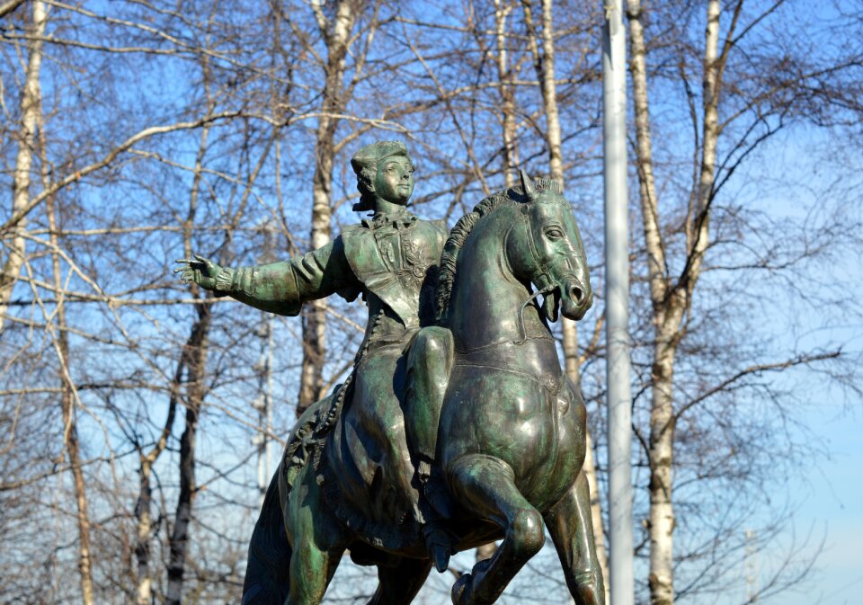 Figure on a horse rider