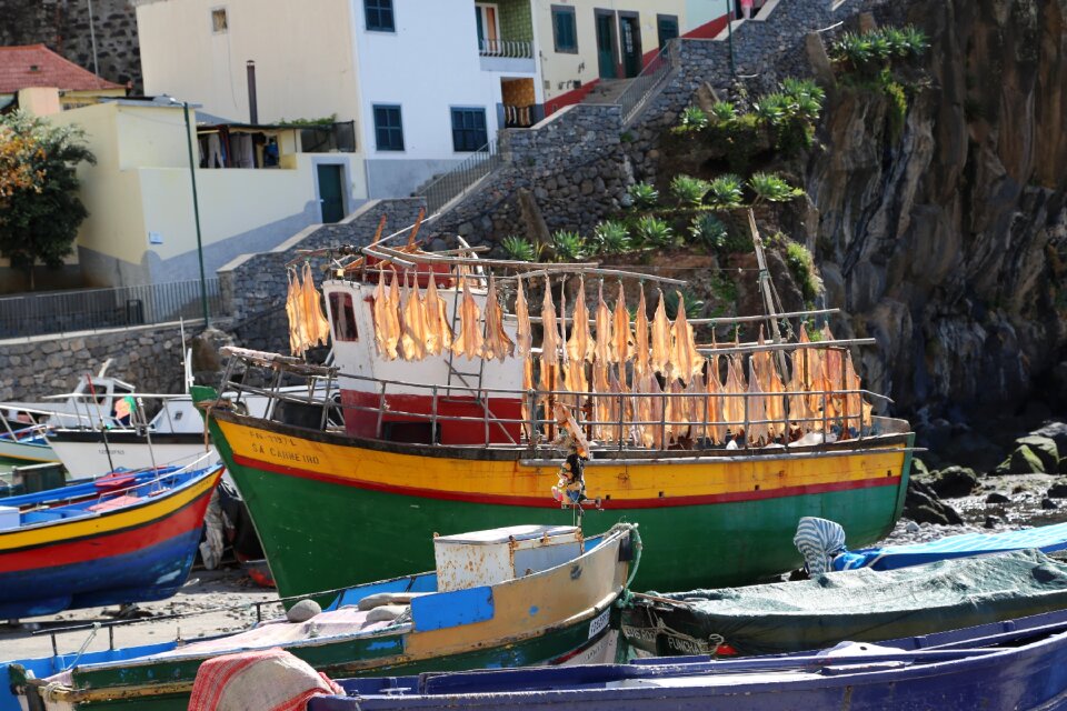 Boat fishing drying