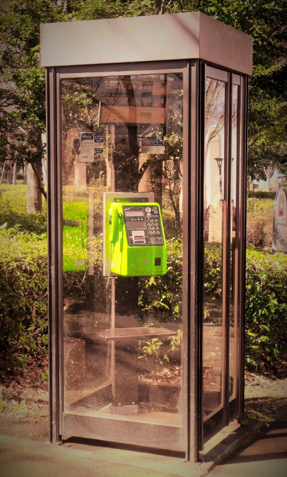 Talk call telecommunications