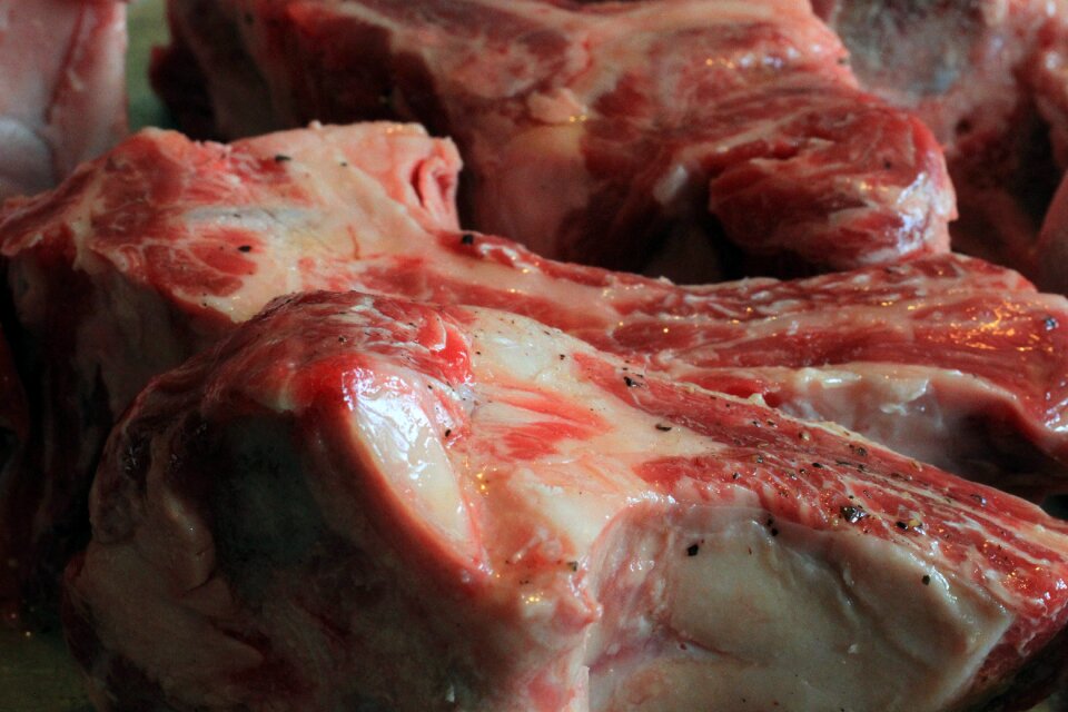 Bone-in bone in catering