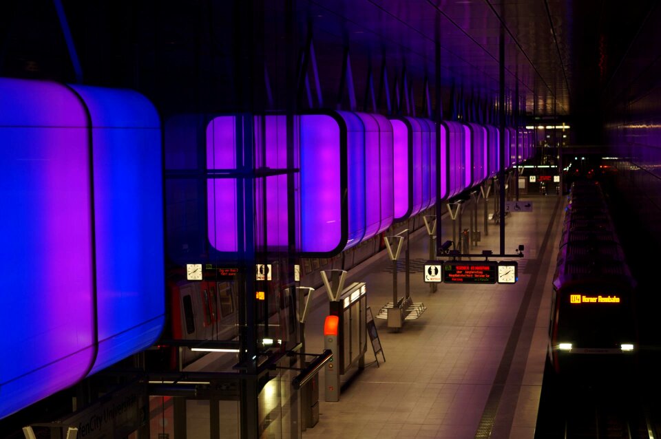 Ubahn lights game shining photo