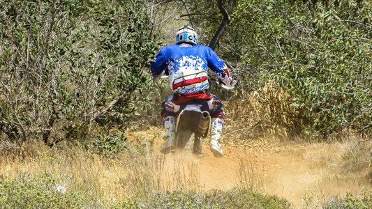 Race dirt competition photo