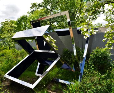 Sculpture perre's ventaglio iii beverly pepper