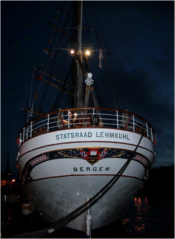 Sailboat statsraad lehmkuhl night