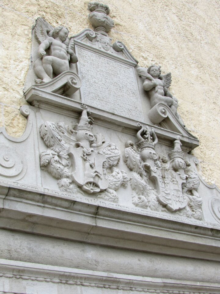 Slovakia castle cerveny kamen