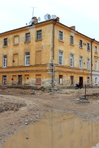 Fort streetscene