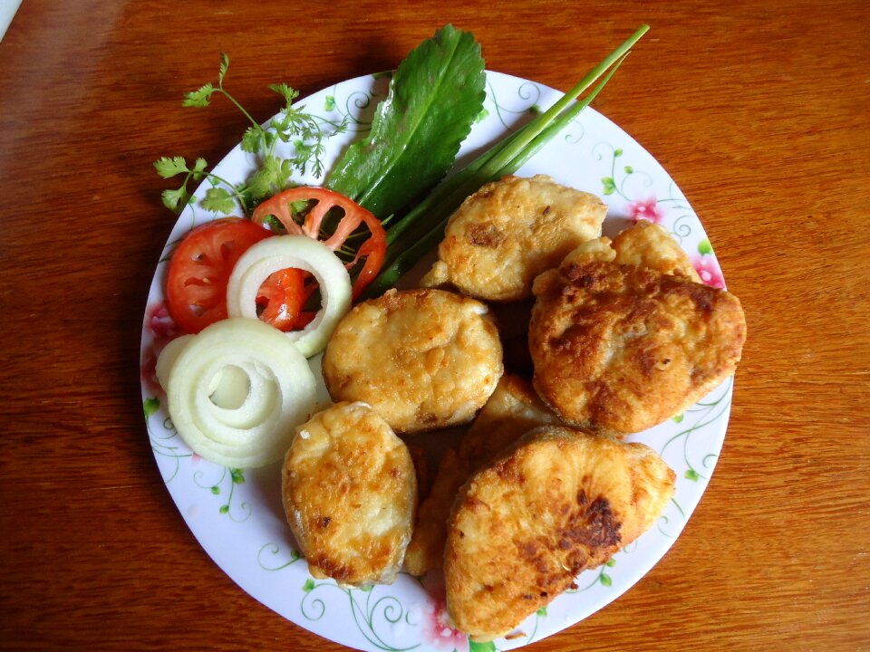 Fried fish kitchen plate