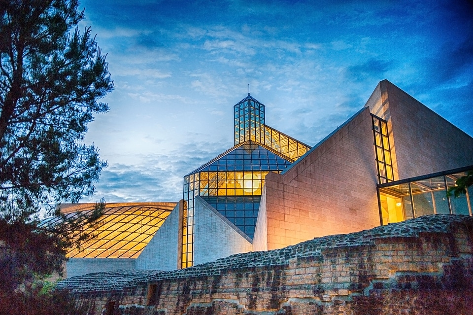 Pe museum three echelen luxembourg