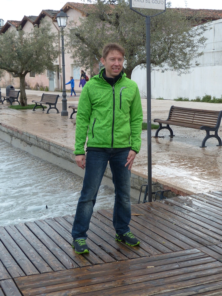 Soaked jacket green