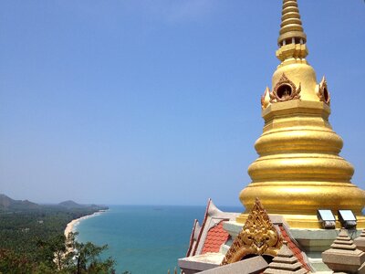 Temple way bang saphan province
