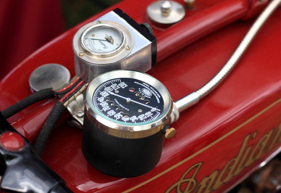 Engine indian speedometer