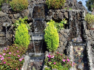 Cascade garden water