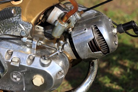 Engine puch