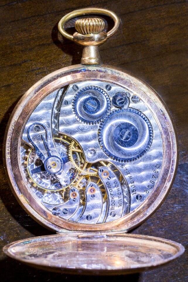 Timepiece gears crown
